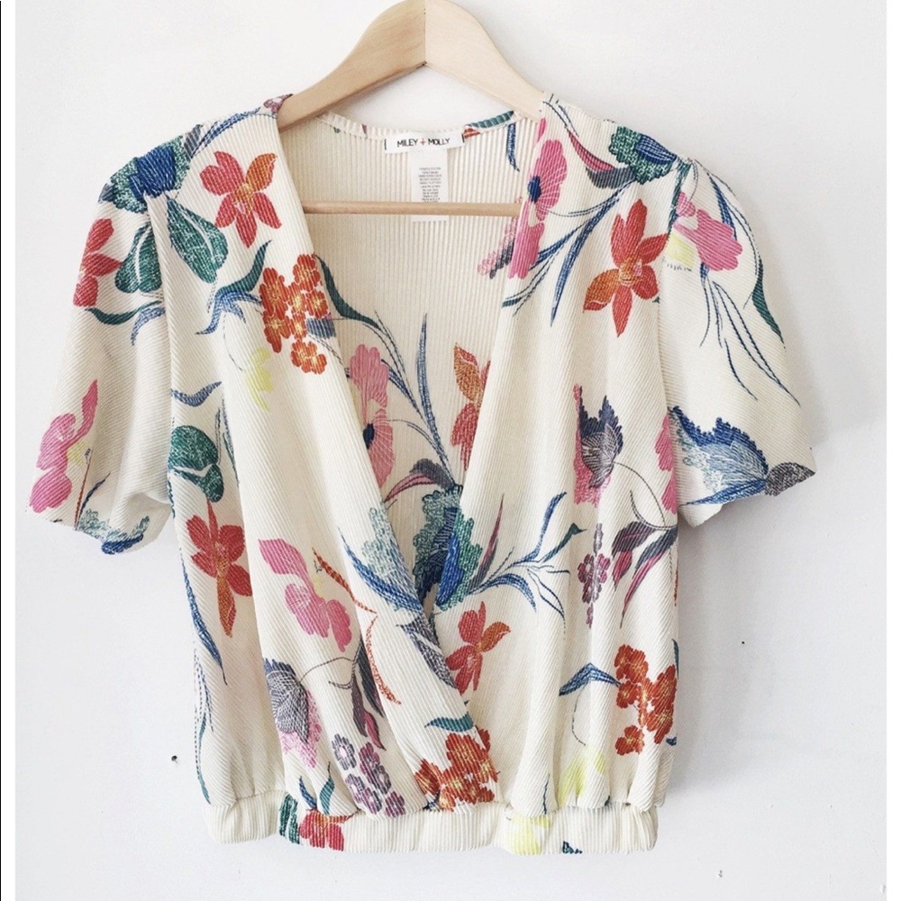 Prism Boutique Miley + Molly Hawaiian Shirt Small